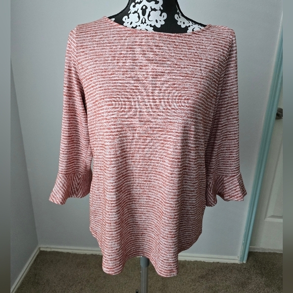 Liz Claiborne Tops - 🩷🩷Liz Claiborne Women's Blouse Size M r